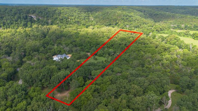 811 Rainbow Valley Drive, Highlandville, MO 65669