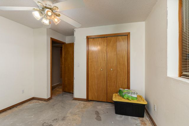 811 Rainbow Valley Drive, Highlandville, MO 65669