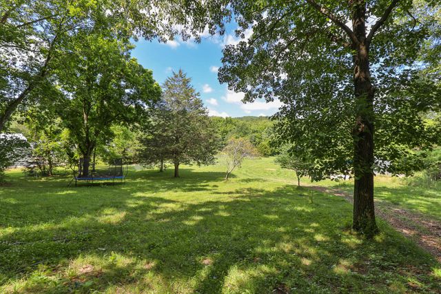 811 Rainbow Valley Drive, Highlandville, MO 65669