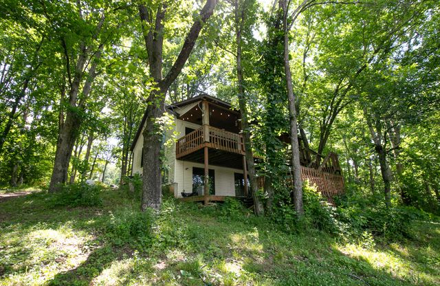 811 Rainbow Valley Drive, Highlandville, MO 65669