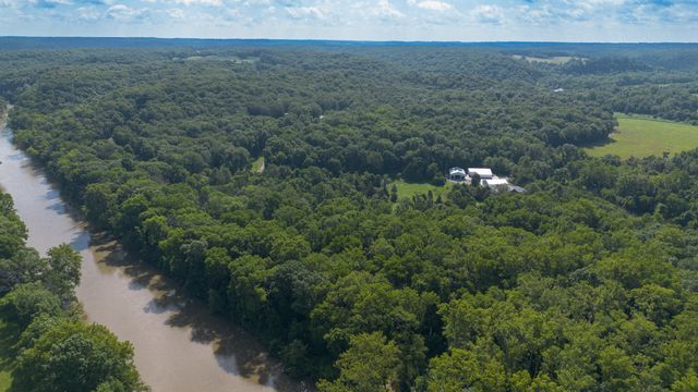 811 Rainbow Valley Drive, Highlandville, MO 65669