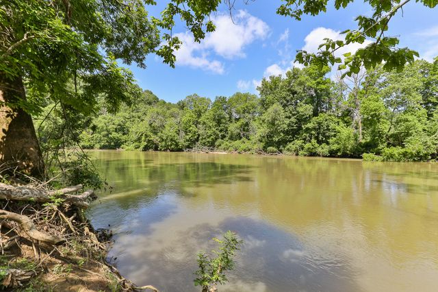 811 Rainbow Valley Drive, Highlandville, MO 65669