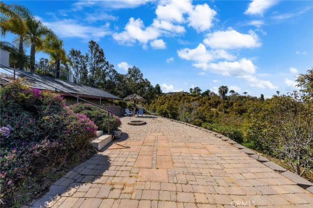 2465 Via Oeste Drive, Fallbrook, CA 92028
