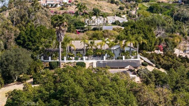 2465 Via Oeste Drive, Fallbrook, CA 92028