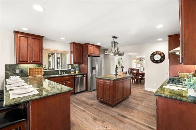 2465 Via Oeste Drive, Fallbrook, CA 92028