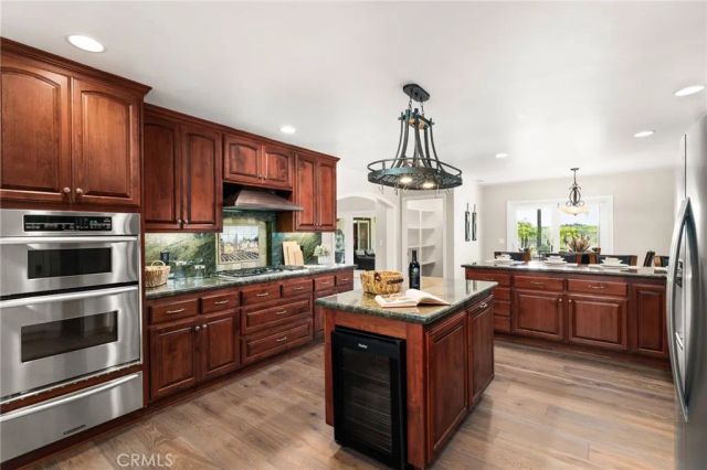 2465 Via Oeste Drive, Fallbrook, CA 92028