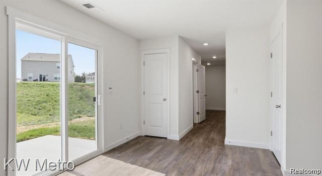 17 Oak Street, Grand Blanc Charter Township, MI 48439