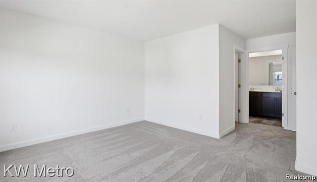 17 Oak Street, Grand Blanc Charter Township, MI 48439