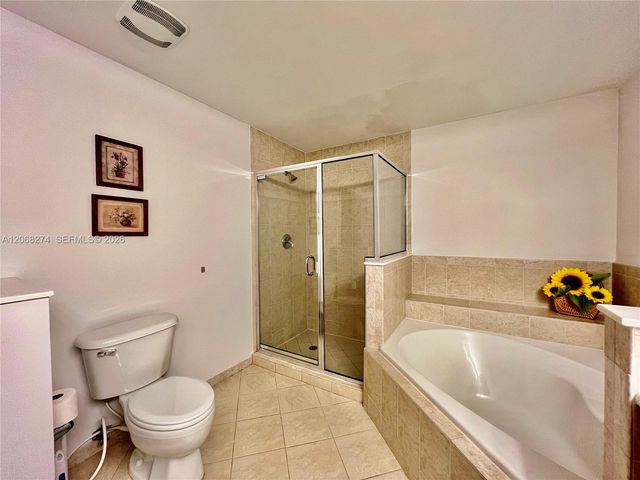 8390 SW 72nd Avenue 521, Miami, FL 33143