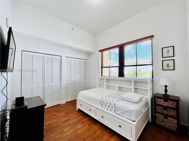 8390 SW 72nd Avenue 521, Miami, FL 33143