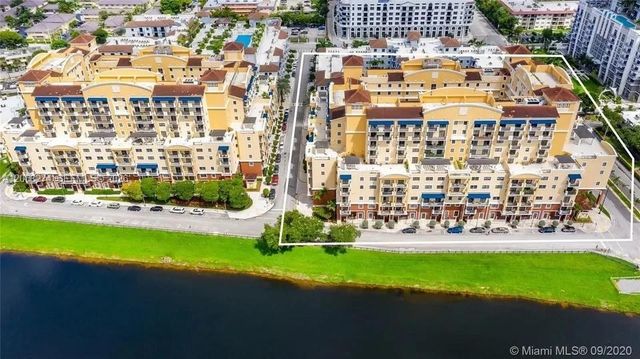 8390 SW 72nd Avenue 521, Miami, FL 33143