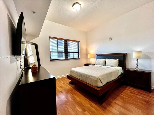 8390 SW 72nd Avenue 521, Miami, FL 33143