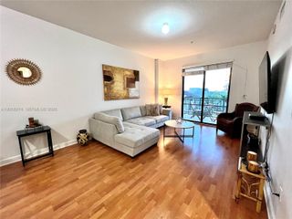 8390 SW 72nd Avenue 521, Miami, FL 33143