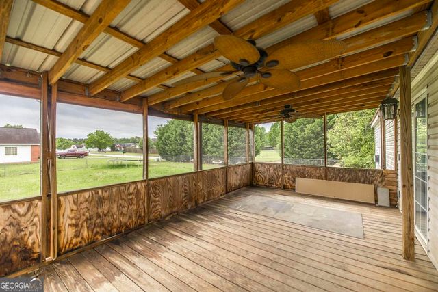 127 Shamrock Circle, Byron, GA 31008