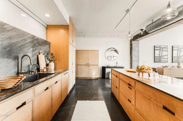 510 S Hewitt Street 107, Los Angeles, CA 90013