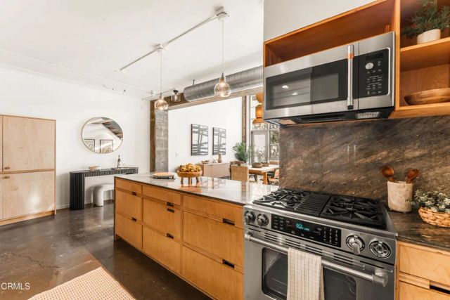 510 S Hewitt Street 107, Los Angeles, CA 90013