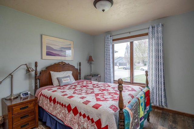 N1734 HOT SPRINGS COURT, Greenville, WI 54942