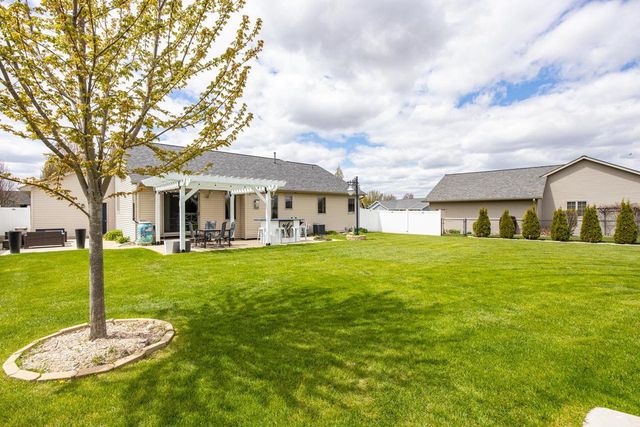 N1734 HOT SPRINGS COURT, Greenville, WI 54942