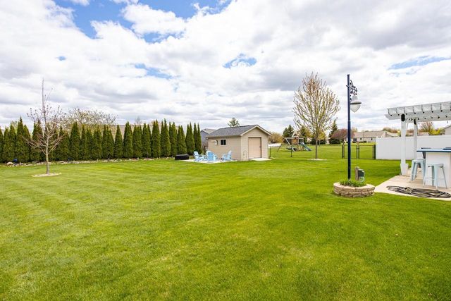 N1734 HOT SPRINGS COURT, Greenville, WI 54942