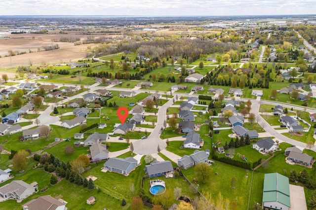 N1734 HOT SPRINGS COURT, Greenville, WI 54942