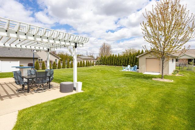 N1734 HOT SPRINGS COURT, Greenville, WI 54942