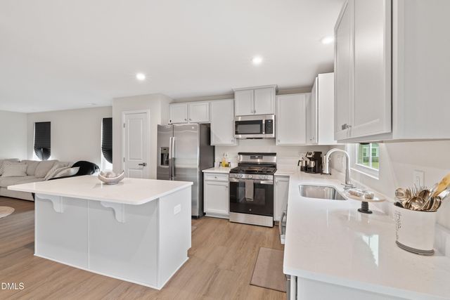11 Artesa Court, Fuquay Varina, NC 27526