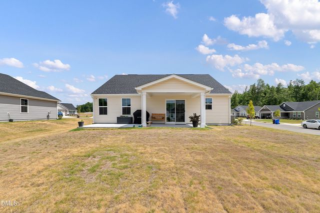 11 Artesa Court, Fuquay Varina, NC 27526