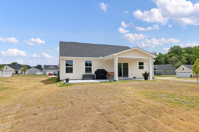 11 Artesa Court, Fuquay Varina, NC 27526