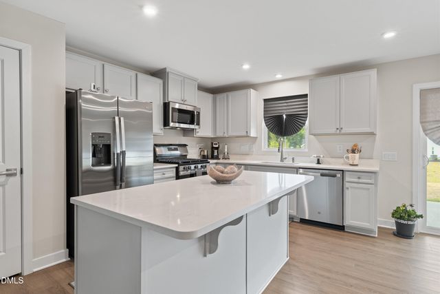 11 Artesa Court, Fuquay Varina, NC 27526
