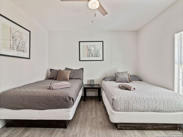 444 BEVERLY DR, San Antonio, TX 78228