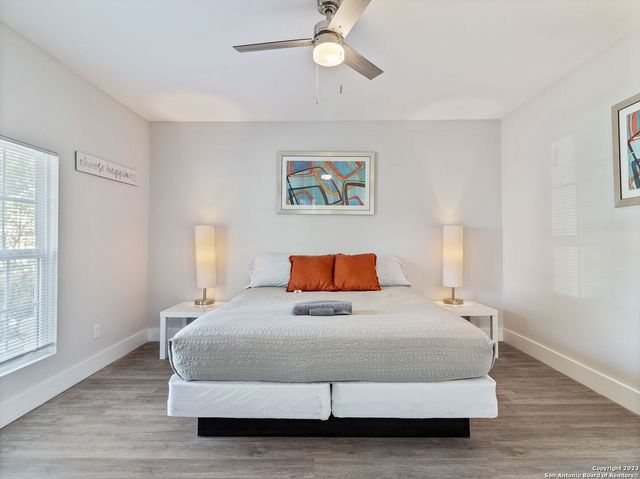 444 BEVERLY DR, San Antonio, TX 78228