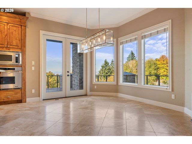 3779 Nw DEVOTO Ln, Portland, OR 97229
