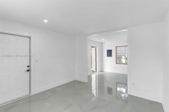 4513 NW 203rd Ter, Miami Gardens, FL 33055