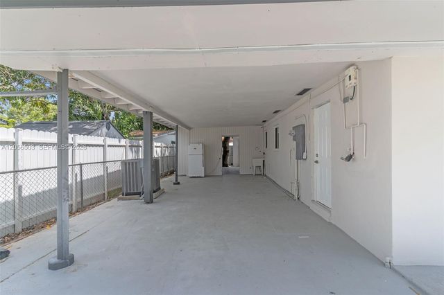 4513 NW 203rd Ter, Miami Gardens, FL 33055