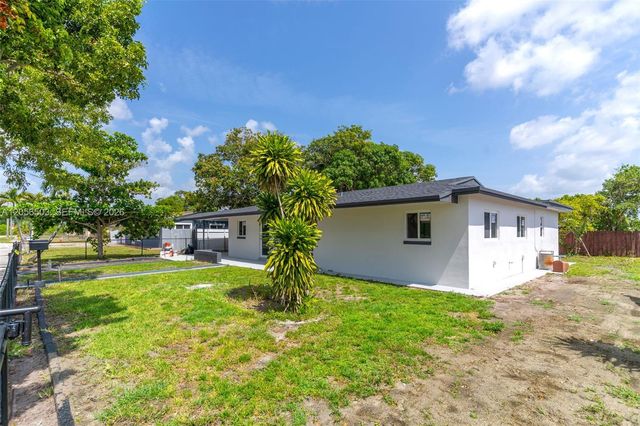4513 NW 203rd Ter, Miami Gardens, FL 33055