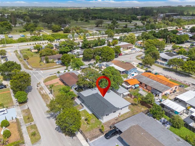 4513 NW 203rd Ter, Miami Gardens, FL 33055