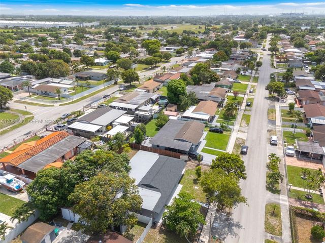 4513 NW 203rd Ter, Miami Gardens, FL 33055