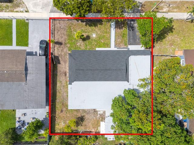 4513 NW 203rd Ter, Miami Gardens, FL 33055