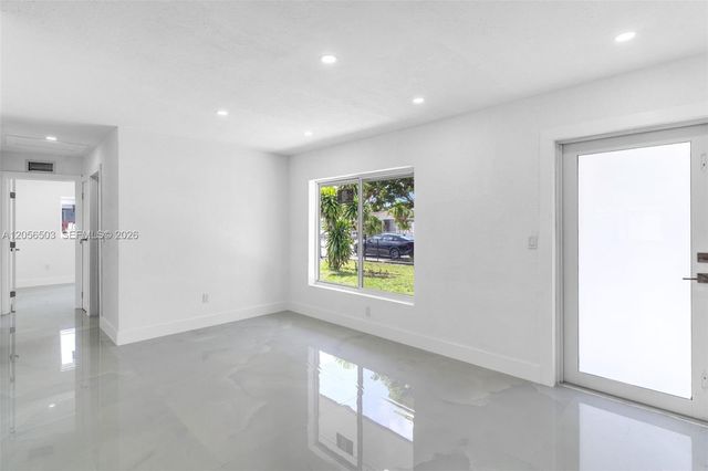 4513 NW 203rd Ter, Miami Gardens, FL 33055