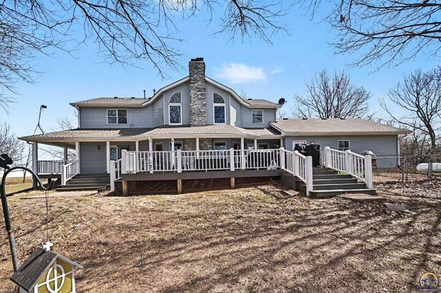 17251 Hollingsworth Rd, Basehor, KS 66007