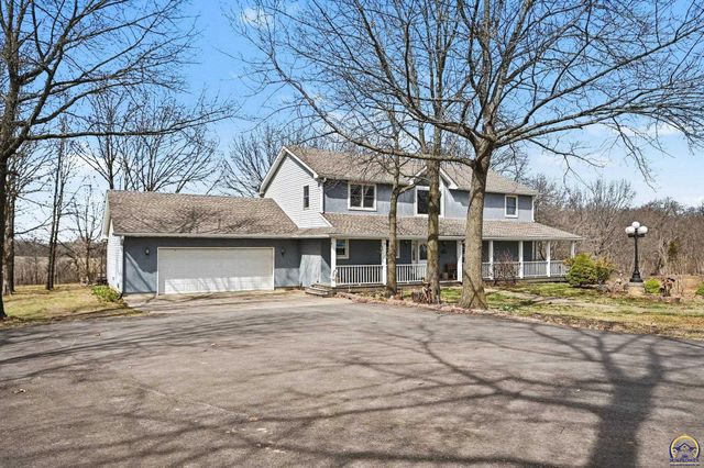 17251 Hollingsworth Rd, Basehor, KS 66007