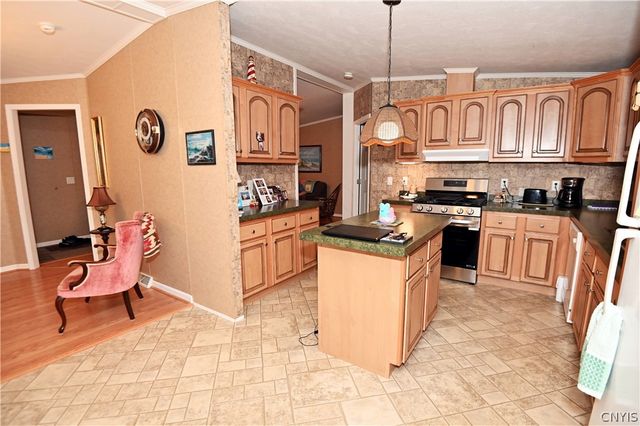 127 Royal Meadow Drive, Kirkland, NY 13323