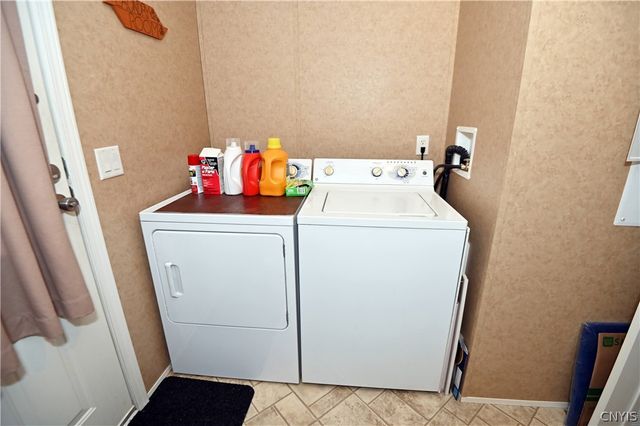 127 Royal Meadow Drive, Kirkland, NY 13323