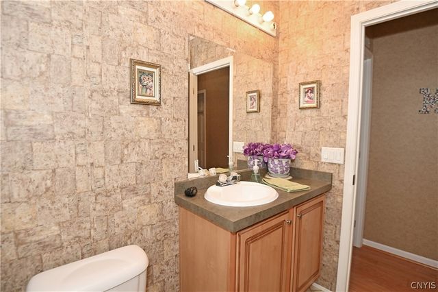 127 Royal Meadow Drive, Kirkland, NY 13323