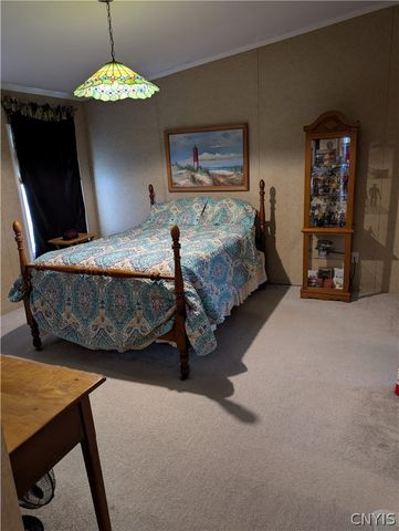 127 Royal Meadow Drive, Kirkland, NY 13323