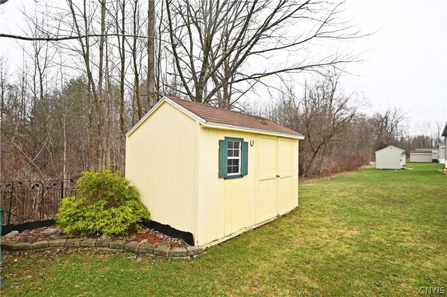 127 Royal Meadow Drive, Kirkland, NY 13323