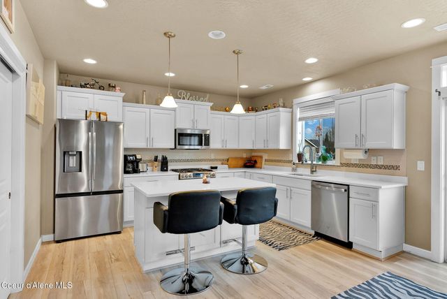 3423 E HOPE AVE, Post Falls, ID 83854