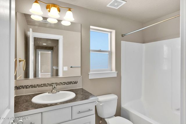 3423 E HOPE AVE, Post Falls, ID 83854