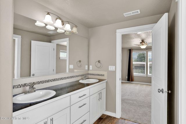 3423 E HOPE AVE, Post Falls, ID 83854