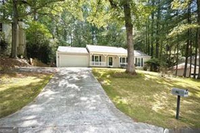 520 Cranberry Place, Roswell, GA 30076